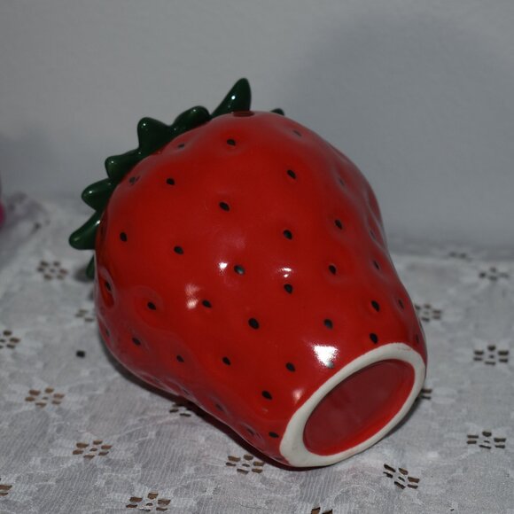 Cottagecore Ceramic Red Strawberry Jar Spring Country Farmhouse Kitchen Decor - Picture 6 of 10